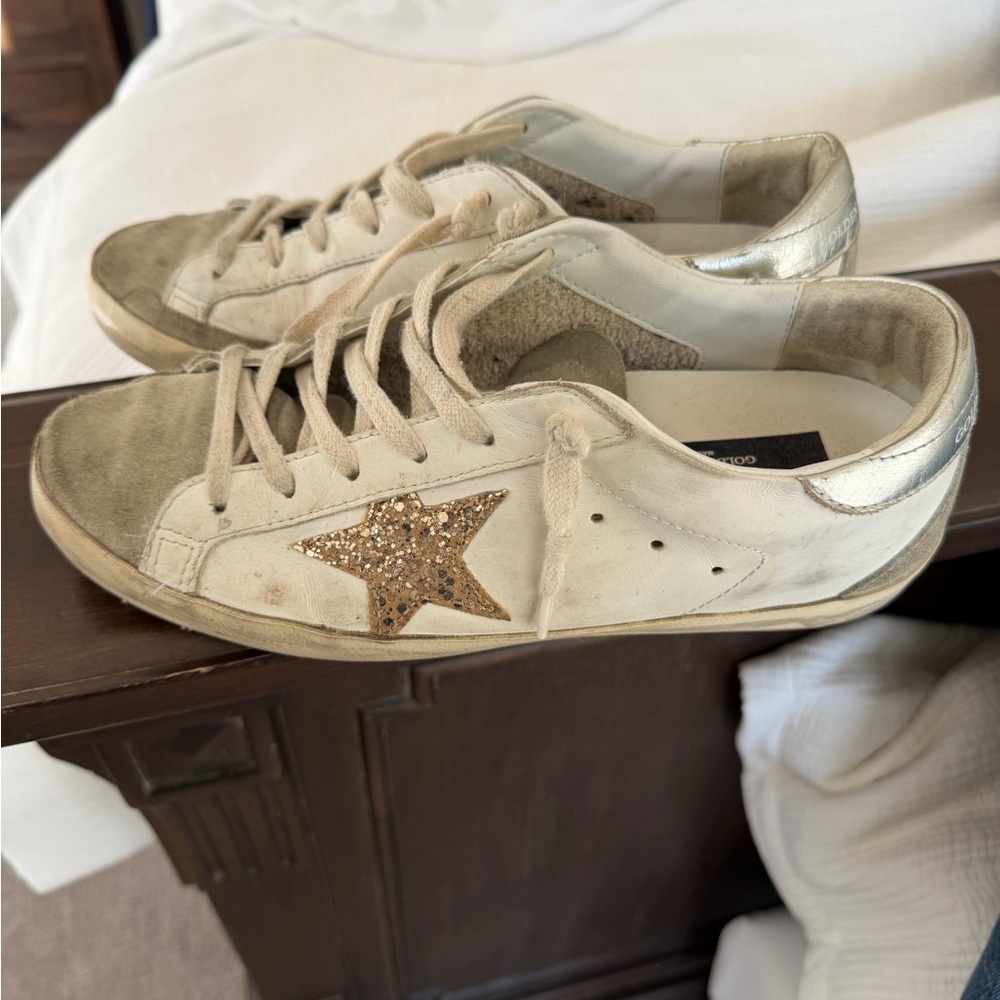 Golden Goose Super Star Sneakers